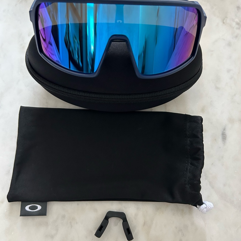 Oakley Blue and Purple Men's Glasses